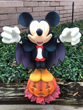 Disney Mickey Mouse Dracula Lighted Pumpkin Halloween Big Fig Figure 18”