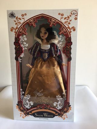 D23 Expo 2017 Disney Store Exclusive Autographed Snow White Doll Le 1023 (rare)