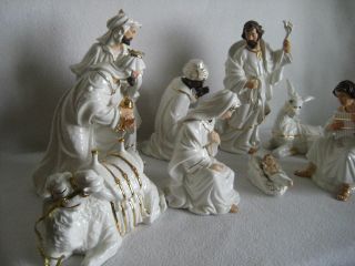 Grandeur Noel 9 Piece Porcelain Nativity Set 2000 Collector ' s Edition Rare 3