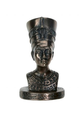 Ytc Egyptian Sm.  Nefertiti - Collectible Figurine Statue Sculpture Figure