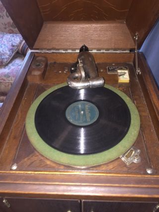 Victor Victrola VV - X - A RARE OAK Phonograph Record Player 7