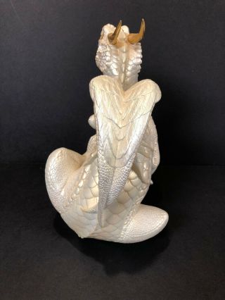 Windstone Editions Pearl White Scratching Emperor Dragon Extremely Rare 5