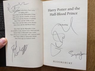 Harry Potter Signed Book - Rowling,  Radcliffe,  Watson,  Grint