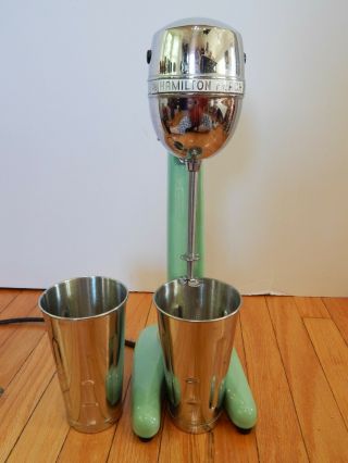 Vtg Hamilton Beach Model 30 Milkshake Malt Mixer Jadeite Green 2 Cups