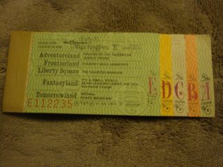 Disneyworld Adult A - E Ticketbook From 1977 With 5 Tickets E0906752