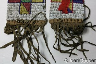 SIOUX 1850 ' s BEADED CUFFS 5
