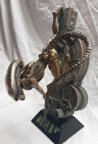 Sideshow Alien 3 Diorama Statue