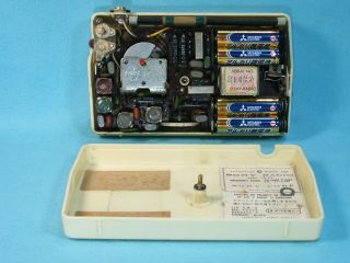 RARE 1950s Vintage Sony TR - 62 Historical Transistor Radio BEAUTIFUL&WORKS 8