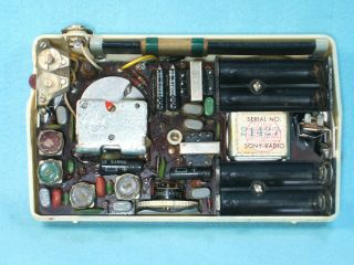 RARE 1950s Vintage Sony TR - 62 Historical Transistor Radio BEAUTIFUL&WORKS 9