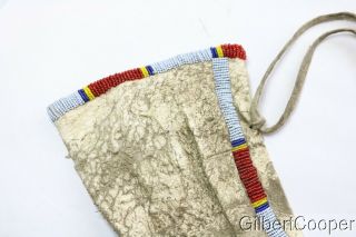 19TH CENTURY SIOUX BEADED PIPE BAG 2