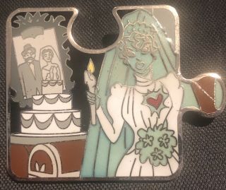 Disney Haunted Mansion Bride Character Connection Puzzle Pin Le Of 1100