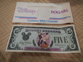 Disney Dollars Goofy $5 1987 Series D - D0042927a -