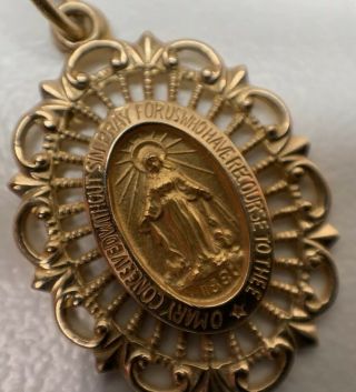 14k Yellow Gold Virgin Mary Miraculous Medal 1.  36 Grams