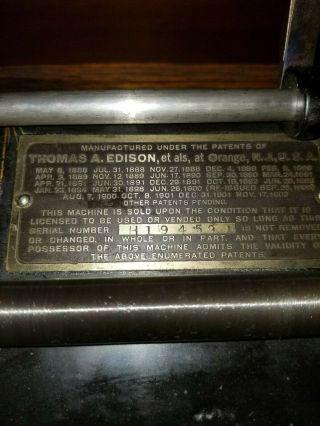 EDISON HOME CYLINDER PHONOGRAPH MODEL B.  1905 - 1907 / Cabnet / 100,  cylinders 11