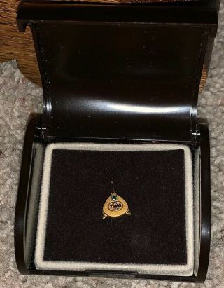 Twa Employee Service Award Gold Tone Lapel Pin W Emerald In Balfour Box