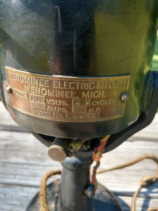 Rare Antique MENOMINEE Electric Table Teller Fan Brass and Cast Iron 11