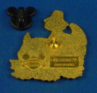 Chip and Dale Cornucopia Thanksgiving 2005 from Holiday set Disney Pin 37468 5