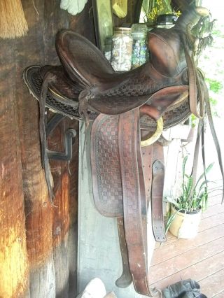 Vintage Leather Horse Saddle - Western,  Rustic Primitive Home Decor