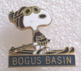 Bogus Basin Ski Resort Skiing Snoopy Souvenir Collector Pin - Idaho