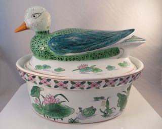 Vintage Chinese Ceramic Porcelain Famille Verte Duck Tureen Bowl China