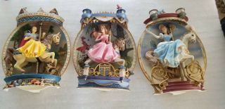 Disney Princesses Carousel 3d Plate Set Snow White Cinderella Sleeping Beauty