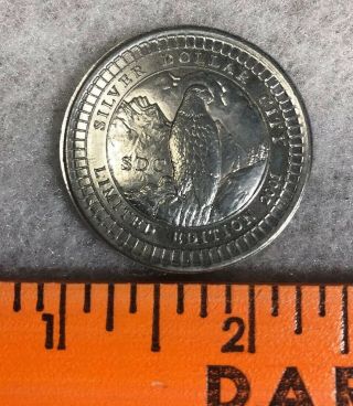 Silver Dollar City Souvenir Coin Limited Edition 2001 Ozark Mountain Country