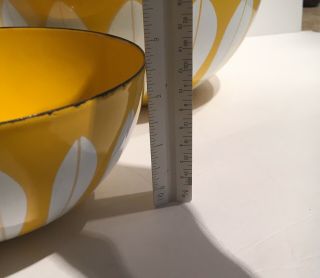 Cathrineholm Norway Set Of 2 Vintage Yellow Lotus Enamel Bowls Salad 9 1/2 &71/2 3