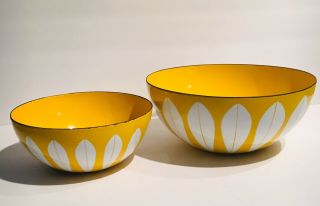 Cathrineholm Norway Set Of 2 Vintage Yellow Lotus Enamel Bowls Salad 9 1/2 &71/2 8