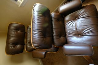 Herman Miller chair vintage Two Brown Color Leather stored for 40 years 3