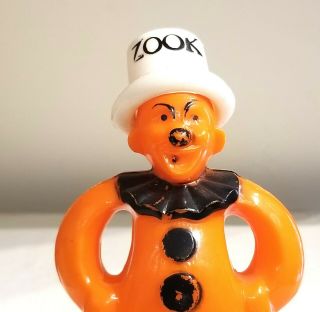 Zook Rosbro Clown on Green Wheel Base,  White Top Hat.  Black Cat.  Really great 4