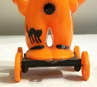 Zook Rosbro Clown on Green Wheel Base,  White Top Hat.  Black Cat.  Really great 5
