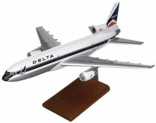 Delta Airlines Lockheed L - 1011 Widget Hue Desk Display 1/100 Model Es Airplane