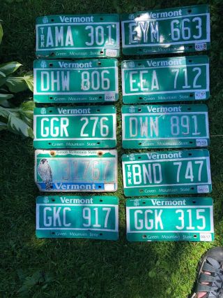 10 Vermont License Plates 4 Collecting Or Crafts.  Expired Vt.  Tree.  Green.