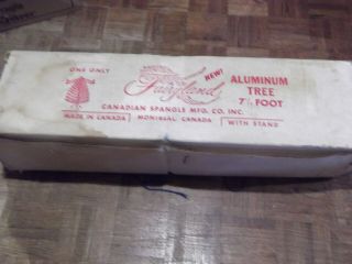 Rare - 1950s Aluminum Christmas Tree - 7 1/2 Foot - 122 Green Brancehs - Box