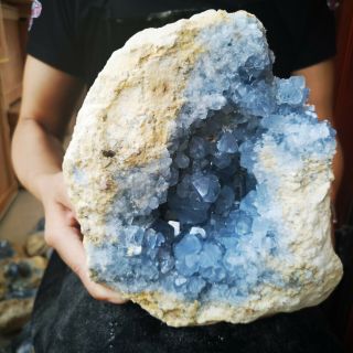 16.  4kg Natural Blue Spar Hole Crystal Quartz Energy Healing Point Q700