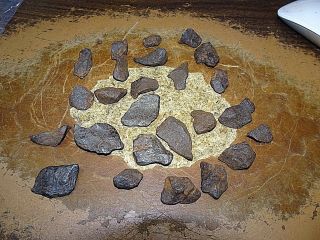 Of 25 Tiny Canyon Diablo Meteorites ; 182 Gms Arizona;