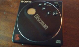 Sony Mini Disc D88 Near Fully Functionable With Case And Battery