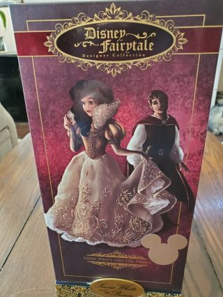 Disney Store Fairytale Snow White And The Prince Dolls - In Red Box