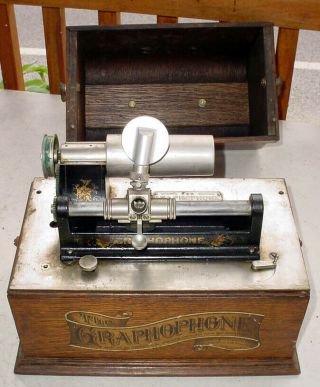 ANTIQUE THE GRAPHOPHONE TYPE A N PHONOGRAPH IN CASE 70505 PAT.  1897 N/R 5
