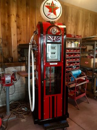 Wayne 60s Show Case Gas Pump Complete Restoration
