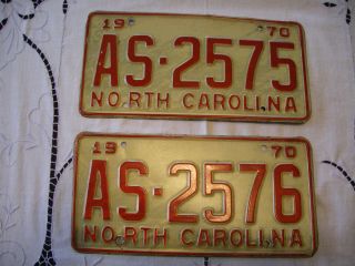 1970 North Carolina Nc License Plate Tags 2 - Consecutive,  Vintage,  Gc,