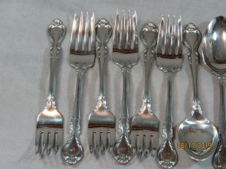 49 pc INTERNATIONAL LYON QUEENS FANCY STAINLESS FLATWARE 8 PLACE SETTING 18/8 4