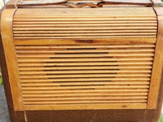 Vintage Philco Model 46 - 350 Wood Roll Top Desk Tube Radio - /01 2