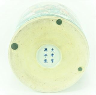 A Large Chinese Famille Verte Porcelain Brush Pot 6