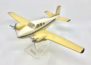 Vintage Topping Beechcraft Twin Bonanza Aircraft Model / Precise / Contractor