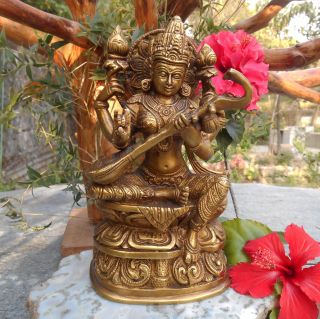 Himalayan 8 Metal Saraswati / Sarasvati Deity Figure / Statue / Sculpture.  8inch