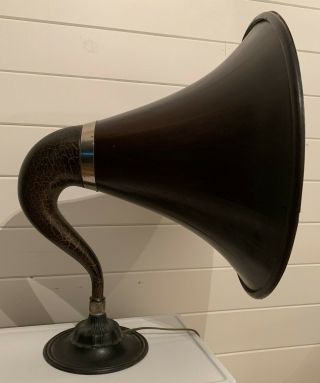 Antique Music Master Concert Radio Horn Speaker with /22 