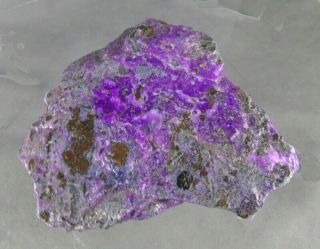 dkd 26R/ 422.  2grams Very hard to find Large Purple Sugilite rough 3