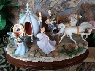 Laurenz Lzd - 65 Cinderella With Her Coach Capodimonte Disney Figurine,  Ltd.  Ed.