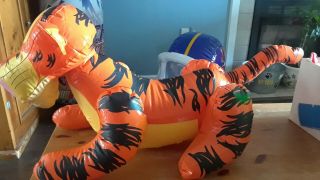 Vintage TIGGER INFLATABLE Winnie The Pooh tiger blow up toy,  Disney VTG 2